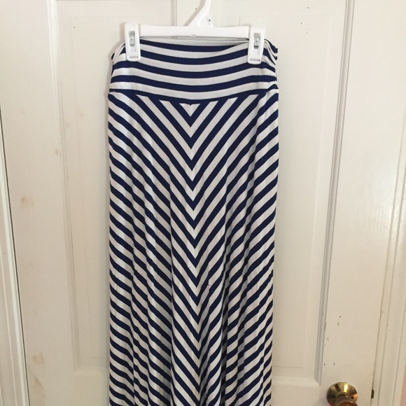 Navy and White Striped Maxi Skirt - Picture 2 of 4